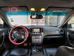 Nissan Maxima